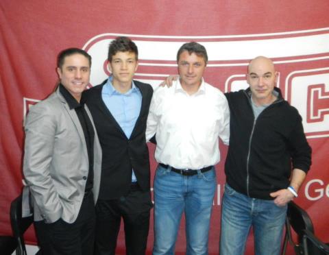 482391_10200113617336875_2142829048_n