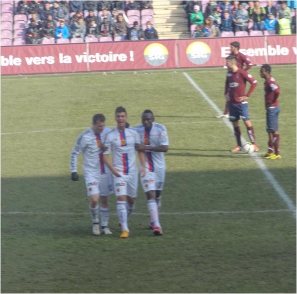 dragovic_carton rouge